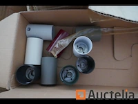 Pallet met diverse onderdelen voor verlichtingsarmaturen + buitenspots - afbeelding 2 van  7