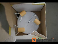 Pallet met diverse verlichtingsarmaturen - afbeelding 5 van  7