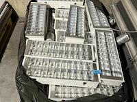 Pallet met inbouwverlichting - afbeelding 1 van  3