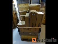 Pallet met nieuwe artikelen winkel - afbeelding 2 van  7