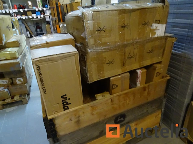 Pallet met nieuwe artikelen winkel - afbeelding 4 van  7