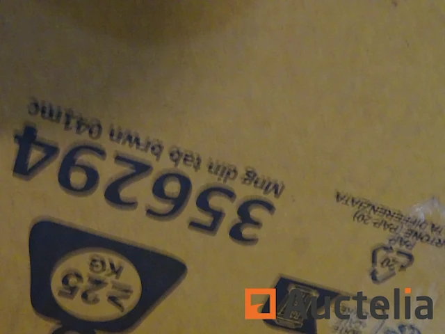 Pallet met nieuwe artikelen winkel - afbeelding 4 van  5