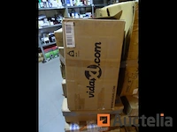 Pallet met nieuwe artikelen winkel - afbeelding 3 van  5