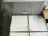 Pallet met ventilatieroosters + 2 inspectieluiken - afbeelding 5 van  6