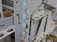 Pallet metalen ligger - afbeelding 4 van  7