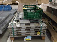 Pallet metalen voetplaten vangrail - afbeelding 4 van  5