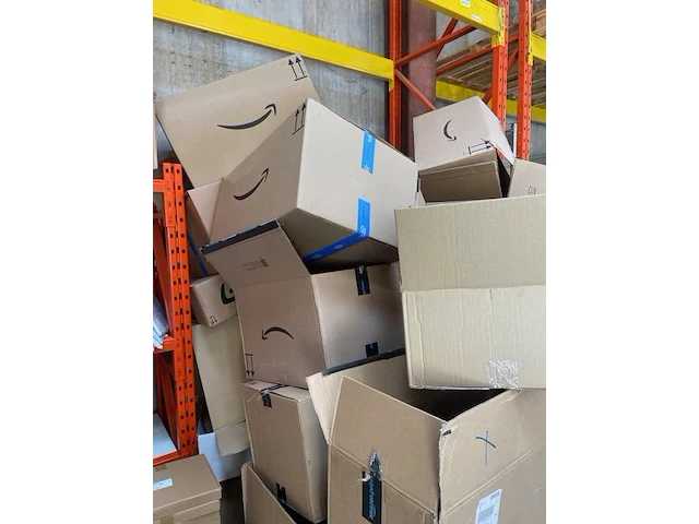 Pallet mix overstock amaz lighting 154pcs rp 8250 - afbeelding 2 van  4