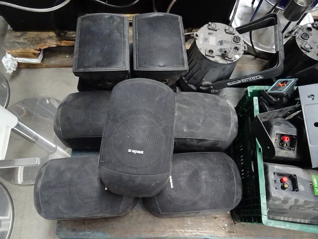 Pallet muziekinstallatie - afbeelding 3 van  10