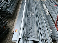 Pallet ophangonderdelen voor luchtafvoer - afbeelding 1 van  1
