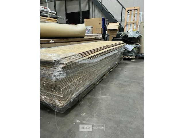 Pallet osb platen - afbeelding 1 van  4
