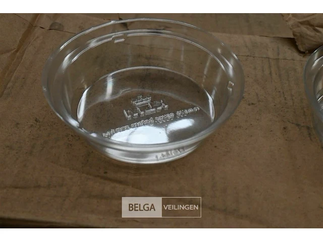 Pallet plastic bakjes - afbeelding 1 van  3