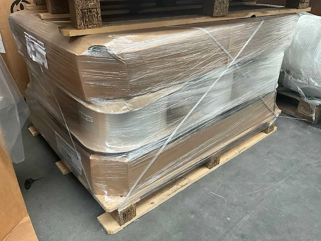 Pallet plastic folie earthfirst 40 micron - afbeelding 1 van  6