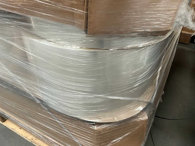 Pallet plastic folie earthfirst 40 micron - afbeelding 2 van  6