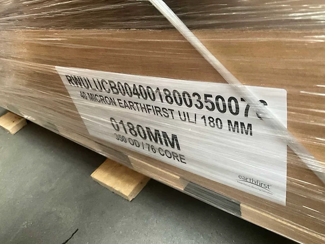 Pallet plastic folie earthfirst 40 micron - afbeelding 5 van  6