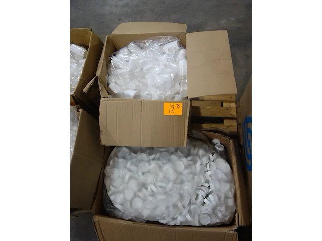 Pallet plastic tablet bottles 100ml - afbeelding 3 van  4