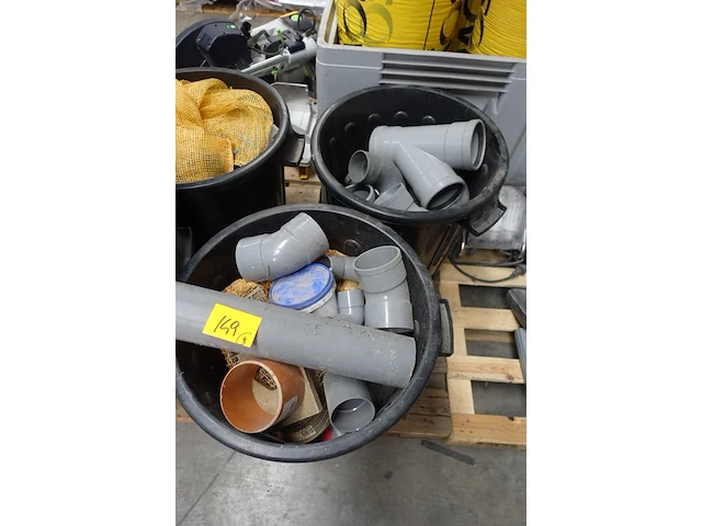Pallet pvc fittingen - afbeelding 2 van  4
