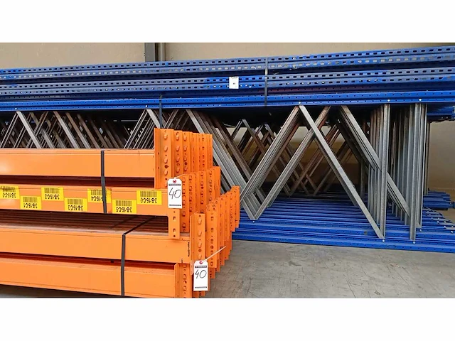 Pallet racking 20 frames h8000, 70 beams l2600 - afbeelding 2 van  2