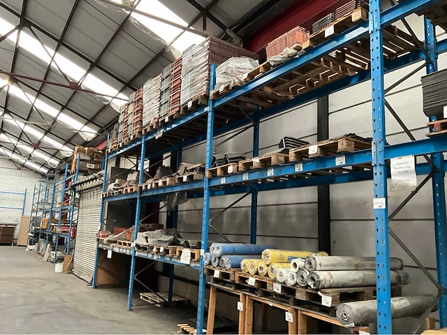 Pallet racking (2x) - 24m (totaal) - afbeelding 16 van  20