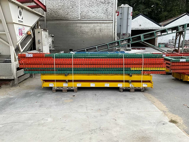 Pallet racking (2x) 14,5m x 1m & 10.8m x 90cm - afbeelding 1 van  8