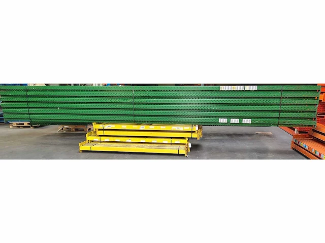 Pallet racking h8000mm x l (11x 2700mm) x w 900mm, 4 levels - afbeelding 1 van  2