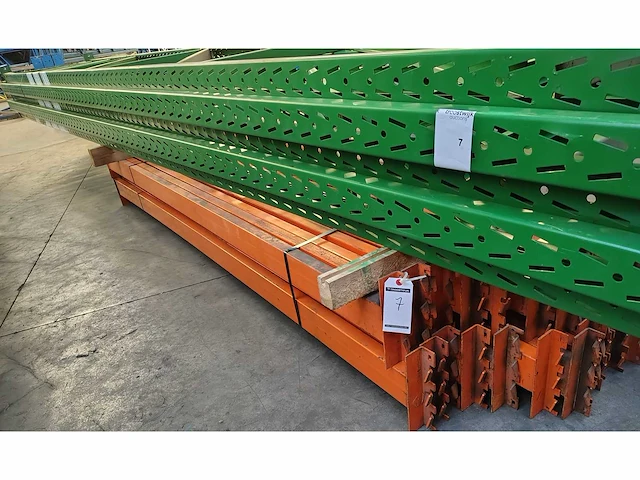 Pallet racking h8000mm x l (4x 2700mm) x w 900mm, 4 levels - afbeelding 1 van  2