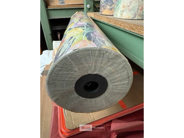 Pallet rollen cadeaupapier 220mx57cm - afbeelding 4 van  4