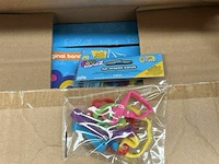 Pallet siliconen armbandjes en verlichting - afbeelding 1 van  5