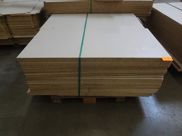 Pallet spaanplaten - afbeelding 1 van  4