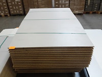 Pallet spaanplaten - afbeelding 2 van  4