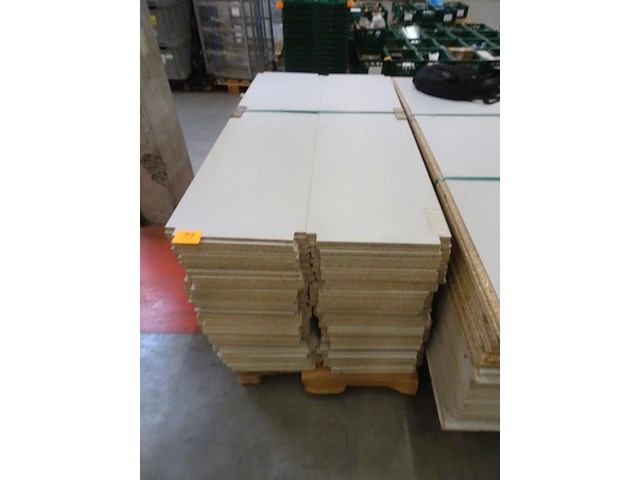 Pallet spaanplaten - afbeelding 2 van  4