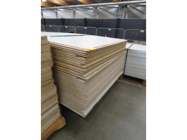 Pallet spaanplaten - afbeelding 3 van  5