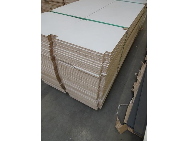 Pallet spaanplaten - afbeelding 4 van  4