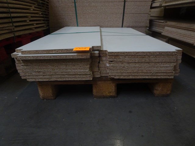 Pallet spaanplaten - afbeelding 2 van  3