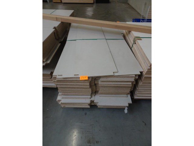 Pallet spaanplaten - afbeelding 1 van  3