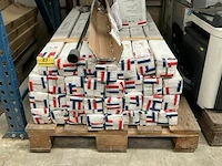 Pallet staanlampen (3 met voet, rest zonder voet) - afbeelding 1 van  3