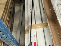 Pallet staanlampen (3 met voet, rest zonder voet) - afbeelding 3 van  3