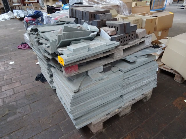 Pallet stenen tegels - afbeelding 5 van  5