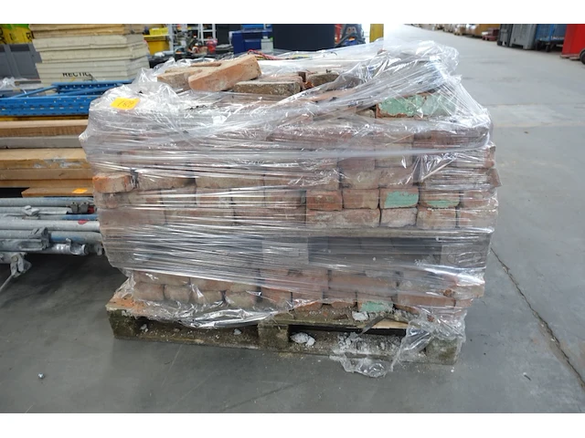 Pallet stenen - afbeelding 1 van  3
