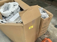 Pallet stofzuigeronderdelen - afbeelding 1 van  5