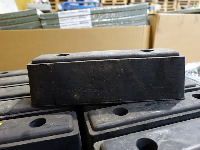 Pallet stootblokken - afbeelding 3 van  4