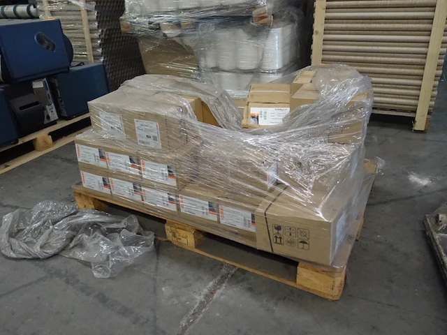 Pallet thermal transfer ribbon - afbeelding 5 van  5