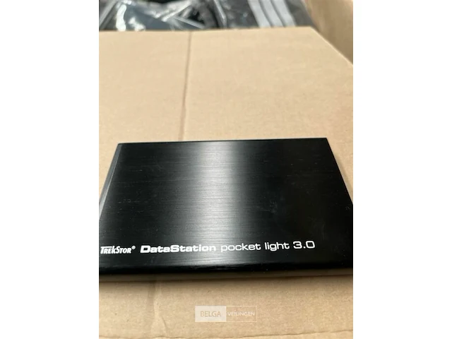 Pallet trekstor datastation pocket light 3,0 en usb sticks - afbeelding 3 van  6