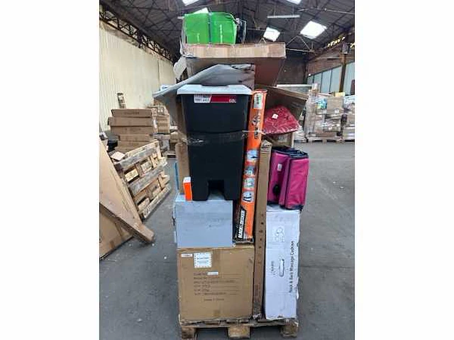 Pallet van 40 stuks retour klant amazon grade c - afbeelding 1 van  4