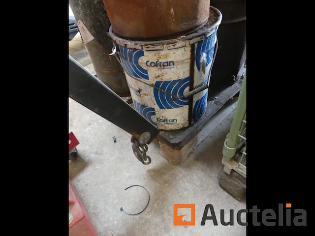Pallet van diverse potten - afbeelding 1 van  5