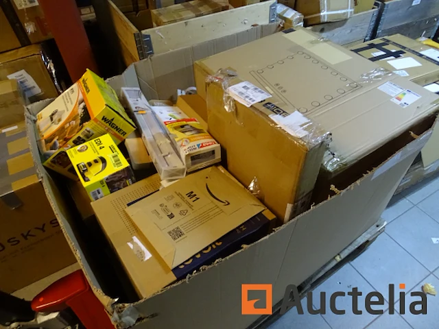 Pallet van objecten (winkelretour) - afbeelding 1 van  13