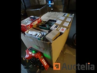 Pallet van objecten (winkelretour) - afbeelding 1 van  12