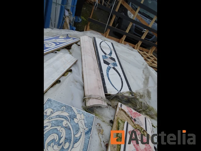 Pallet van verschillend friezen - afbeelding 11 van  17