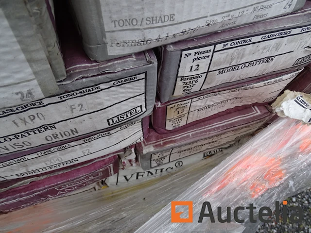Pallet van verschillend friezen - afbeelding 17 van  17