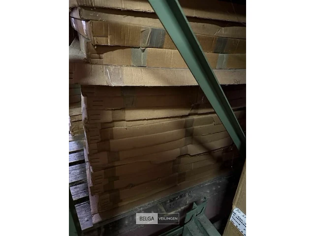 Pallet vellen papier div kleuren - afbeelding 3 van  3