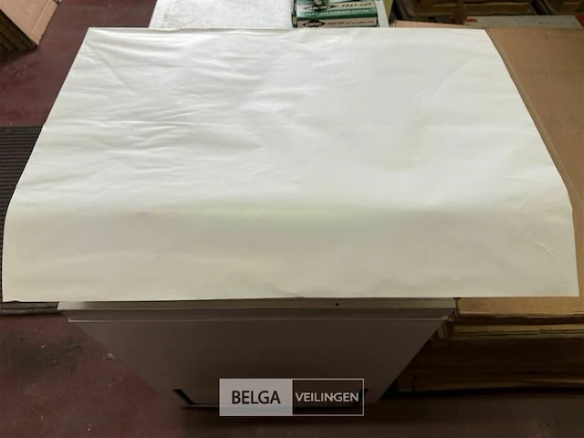 Pallet vellen papier wit - afbeelding 3 van  3